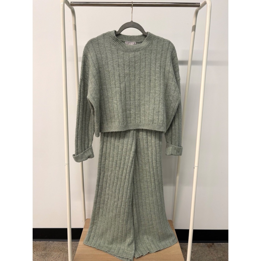 Sincerely Jules Sage Green Ribbed Knit Set Cropped Sweater Wide Leg Pants Small